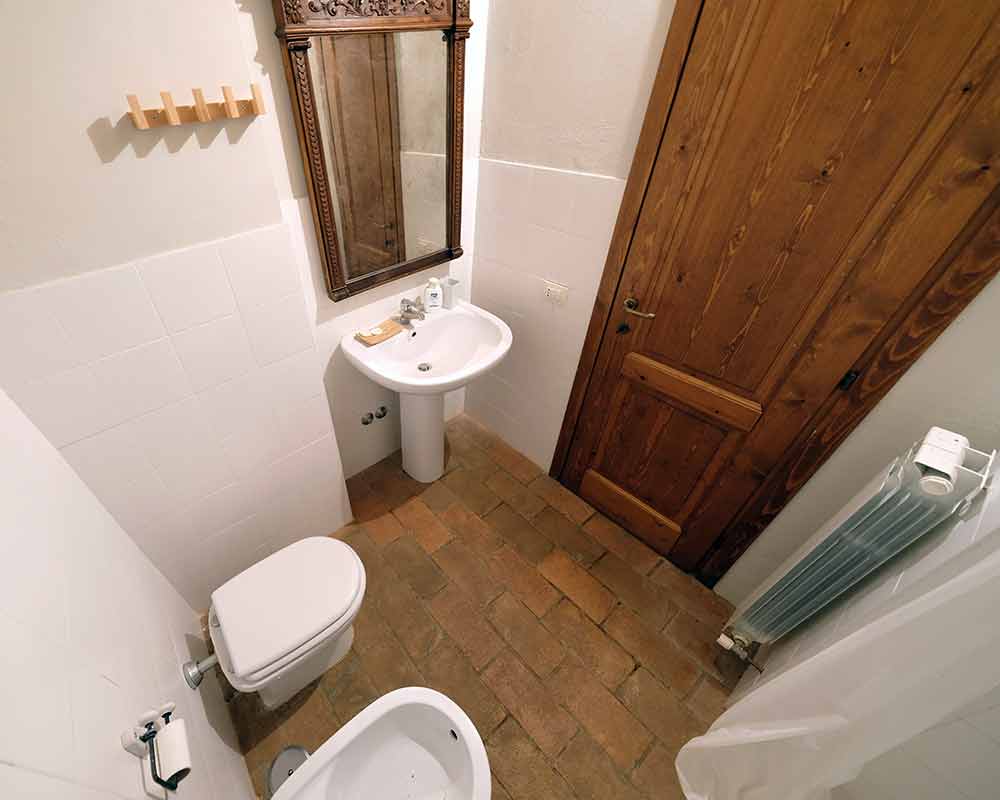 )Casale con tre ettari di terreno - Allerona (TR), Venduto - immagine 12