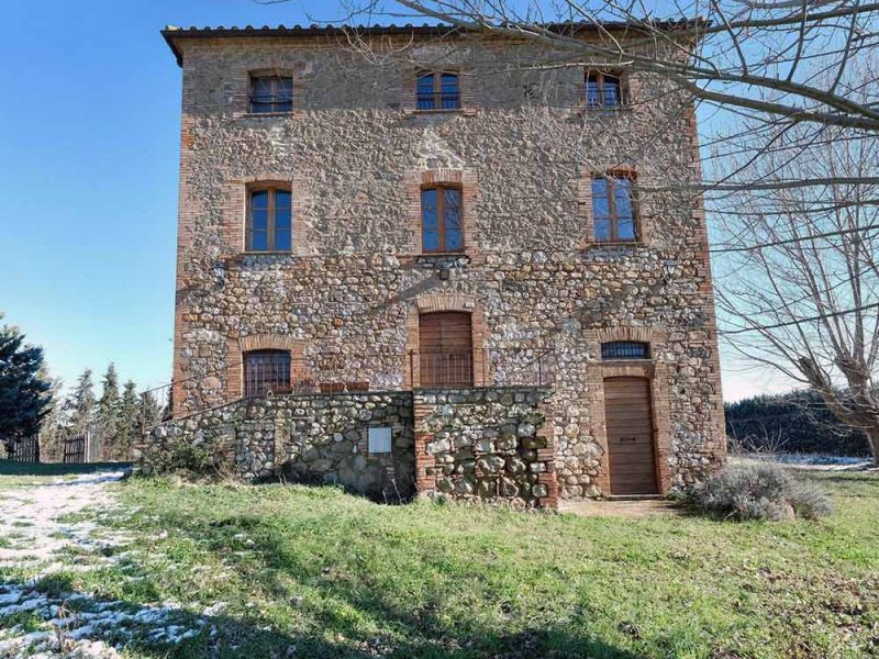 )Casale con tre ettari di terreno - Allerona (TR), Venduto - immagine 15