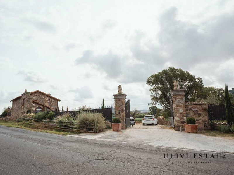 ;Classico casale a bordo strada ristrutturato ed a pochi chilometri dal mare - Tarquinia (VT) Vendita sospesa - immagine 7