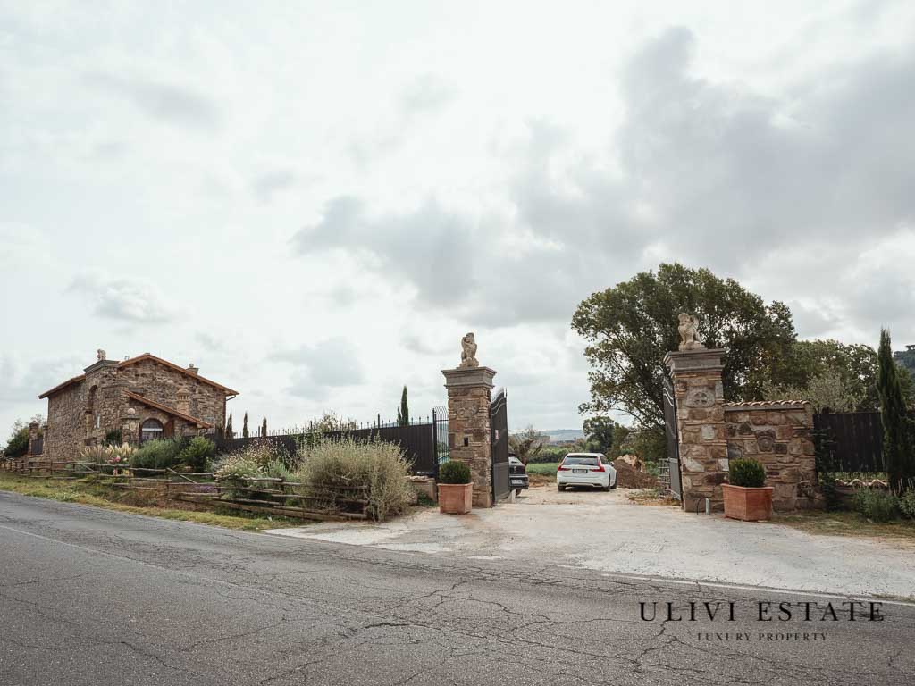 ;Classico casale a bordo strada ristrutturato ed a pochi chilometri dal mare - Tarquinia (VT) Vendita sospesa - immagine 7