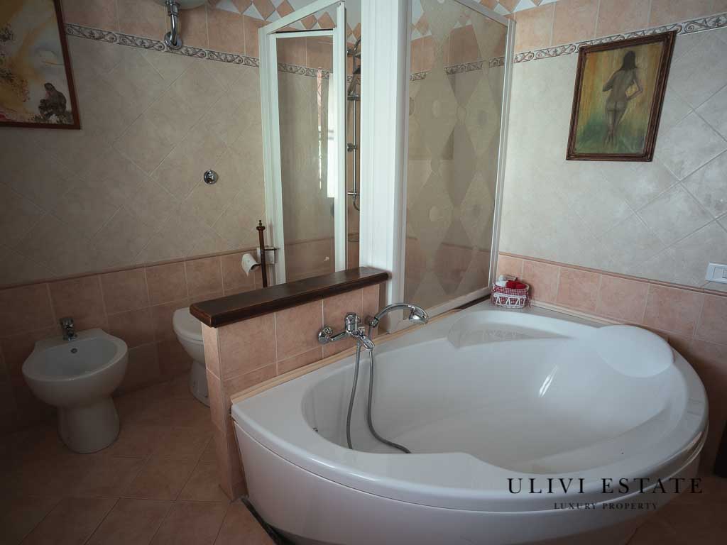 'Casale maremmano completamente ristrutturato con giardino a poca distanza dal mare in zona ormai residenziale - Pescia Romana (VT), Venduto - immagine 22