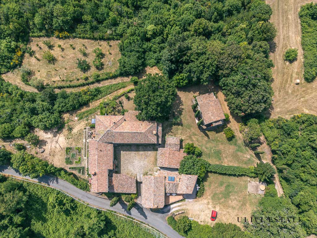 ;Ala di antico monastero ristrutturata con giardino curato - Montieri (GR), Venduto - immagine 37