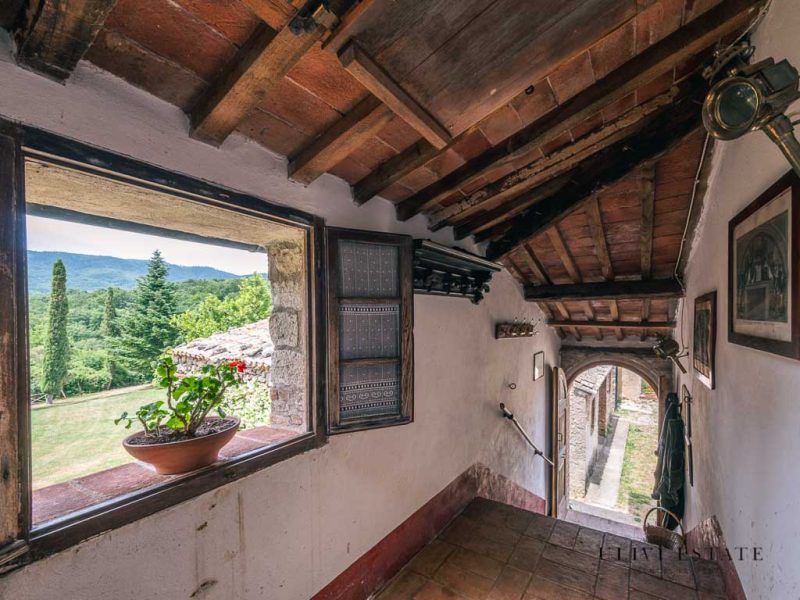 ;Ala di antico monastero ristrutturata con giardino curato - Montieri (GR), Venduto - immagine 7