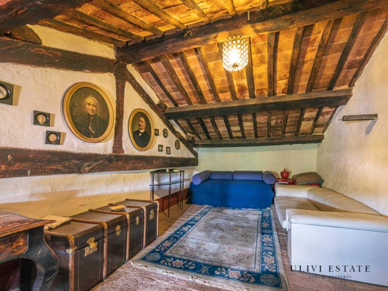 ;Ala di antico monastero ristrutturata con giardino curato - Montieri (GR), Venduto - immagine 11