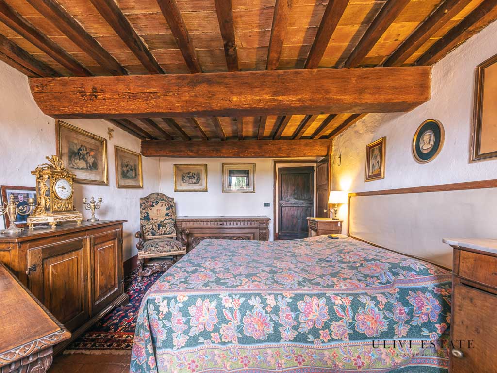 ;Ala di antico monastero ristrutturata con giardino curato - Montieri (GR), Venduto - immagine 13
