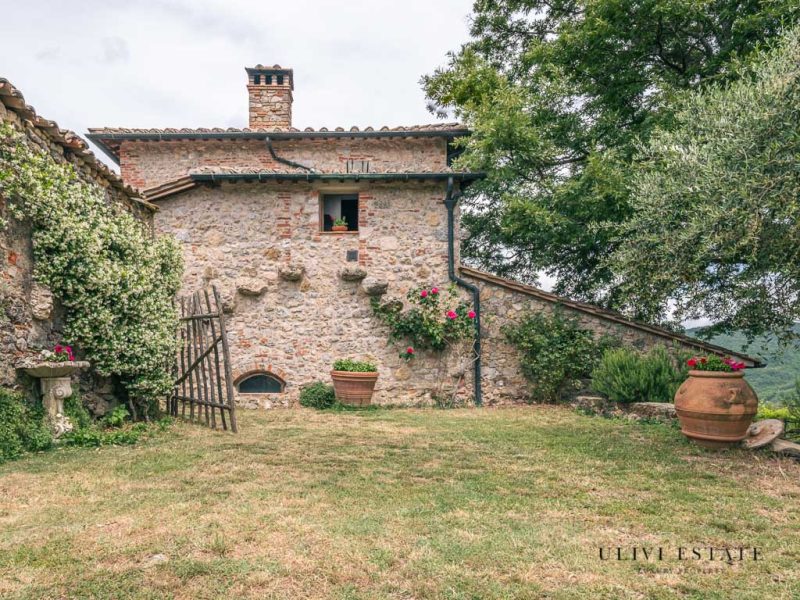 ;Ala di antico monastero ristrutturata con giardino curato - Montieri (GR), Venduto - immagine 20