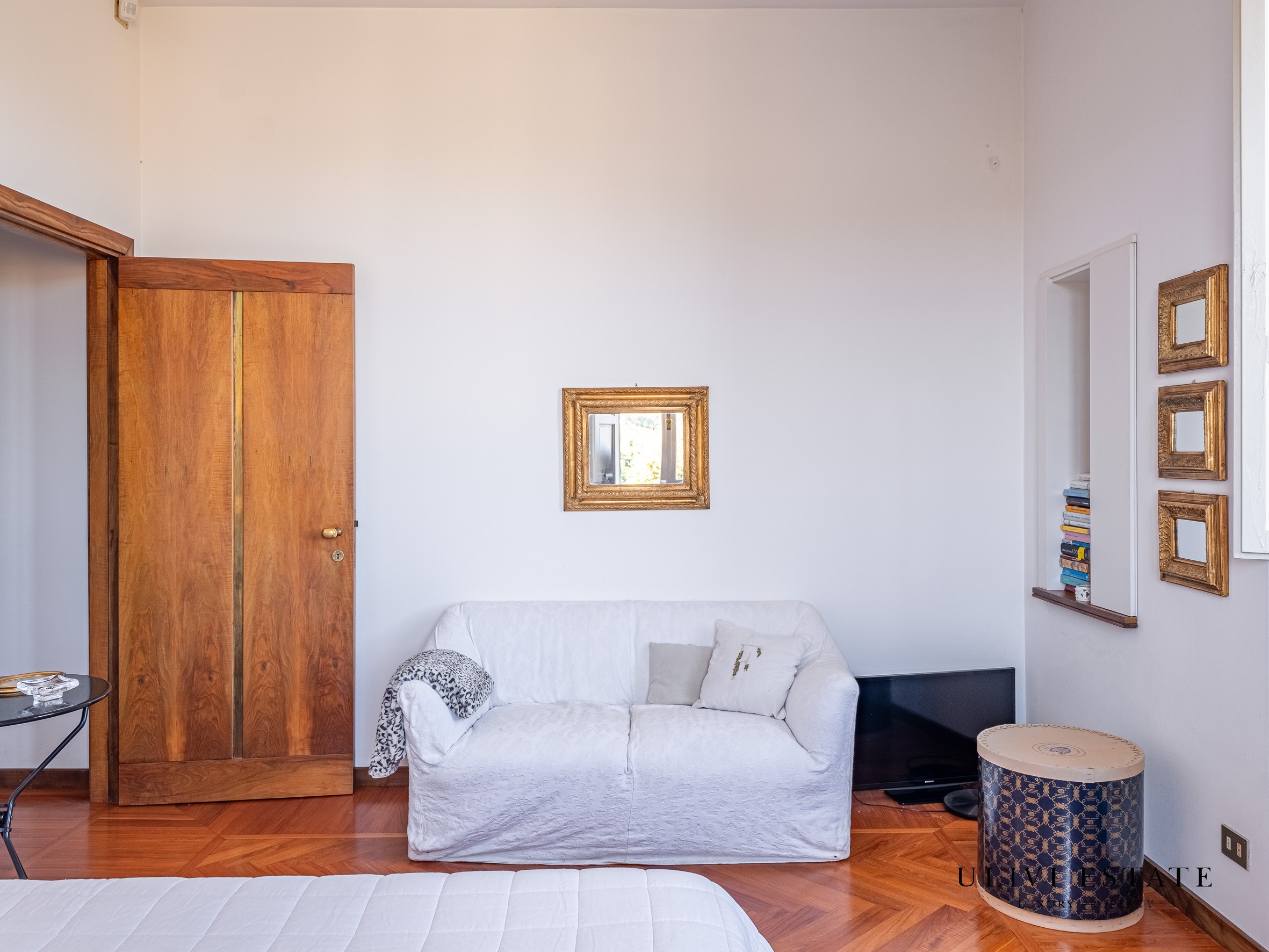 Villa storica con parco e piscina, a pochi passi dal centro - Città di Castello (PG) - immagine 42