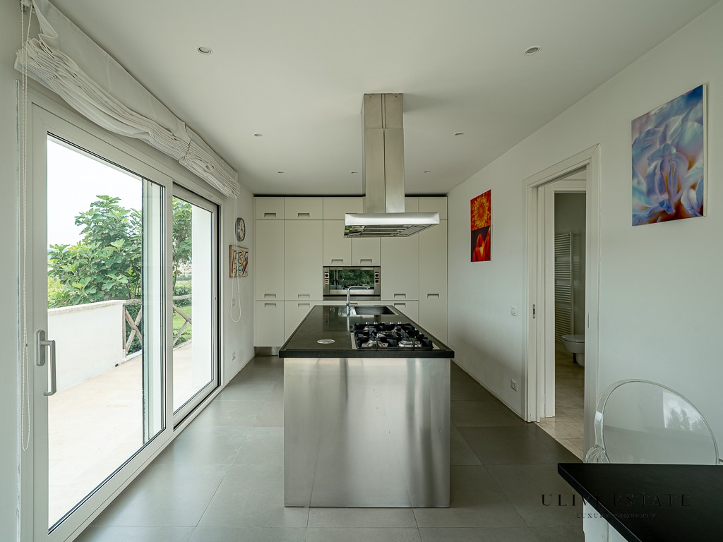 Odore del mare: Villa, design, luce e spazio a 5km dal mare - Pescia Romana (VT) - immagine 31