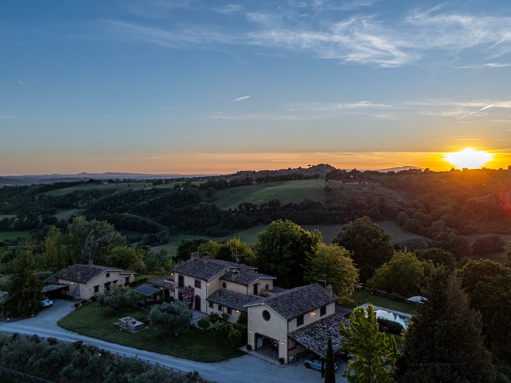 Elegante tenuta in collina, a meno di un'ora da Roma - Torri in Sabina (RI) - immagine 5